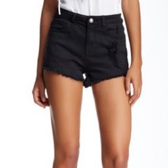 Nordstrom Pants - Highrise black distressed Jean shorts boho
